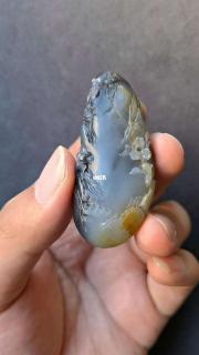 新疆籽料三色青花意境山水吊坠